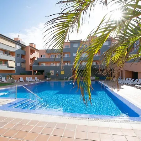Terrace Pool Beaches & Downtown Appartamento Güimar